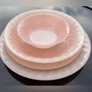 Vintage 1950’s fire king pink swirl 8 pieces dishes